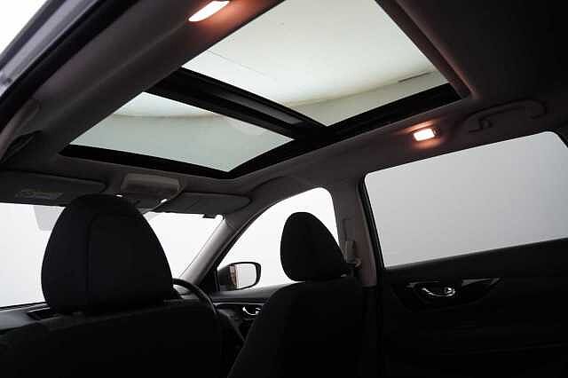 Nissan X-Trail 1.3 DIG-T 160 Acenta Premium DCT Auto with 5 Seats and Panoramic Sunroof