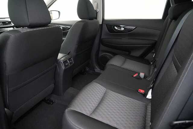 Nissan X-Trail 1.3 DIG-T 160 Acenta Premium DCT Auto with 5 Seats and Panoramic Sunroof