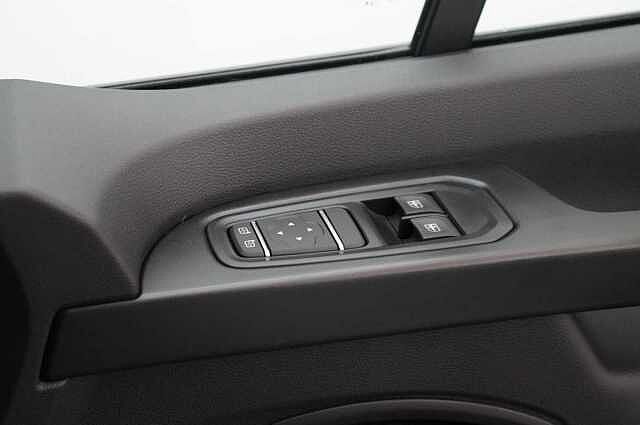 Nissan Primastar 2.0 dCi 130 Acenta L2 H1 LWB 3.0T Panel Van with Air Con