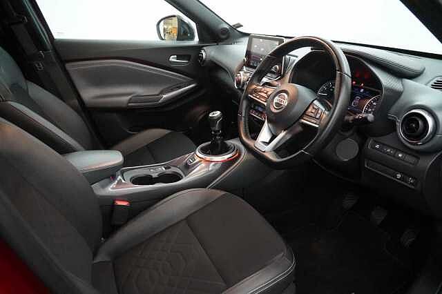 Nissan Juke 1.0 DIG-T 114 Tekna with BOSE Audio and Drive Assist Technology