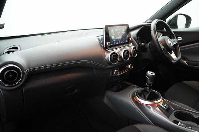 Nissan Juke 1.0 DIG-T 114 Tekna with BOSE Audio and Drive Assist Technology