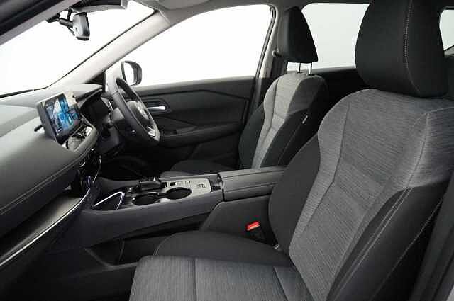 Nissan X-Trail 1.5 204 e-Power N-Connecta X-Tronic Auto with 5 Seats + Nav and 360 Cameras