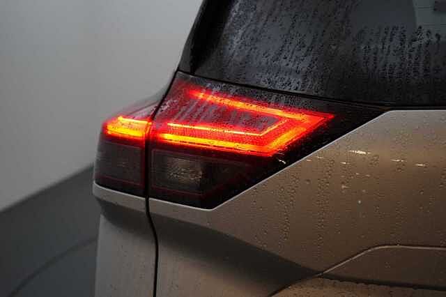 Nissan X-Trail 1.5 204 e-Power N-Connecta Auto with 5 Seats + Sat Nav and 360 Cameras