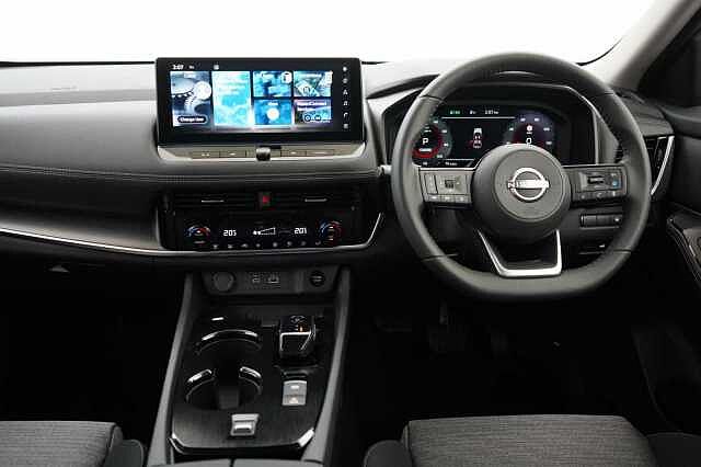 Nissan X-Trail 1.5 204 e-Power N-Connecta Auto with 5 Seats + Sat Nav and 360 Cameras
