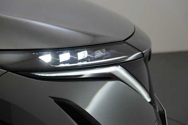 Nissan ARIYA 87KW Advance Auto with 22KW Onboard Charger and Sat Nav + 360 View Cameras